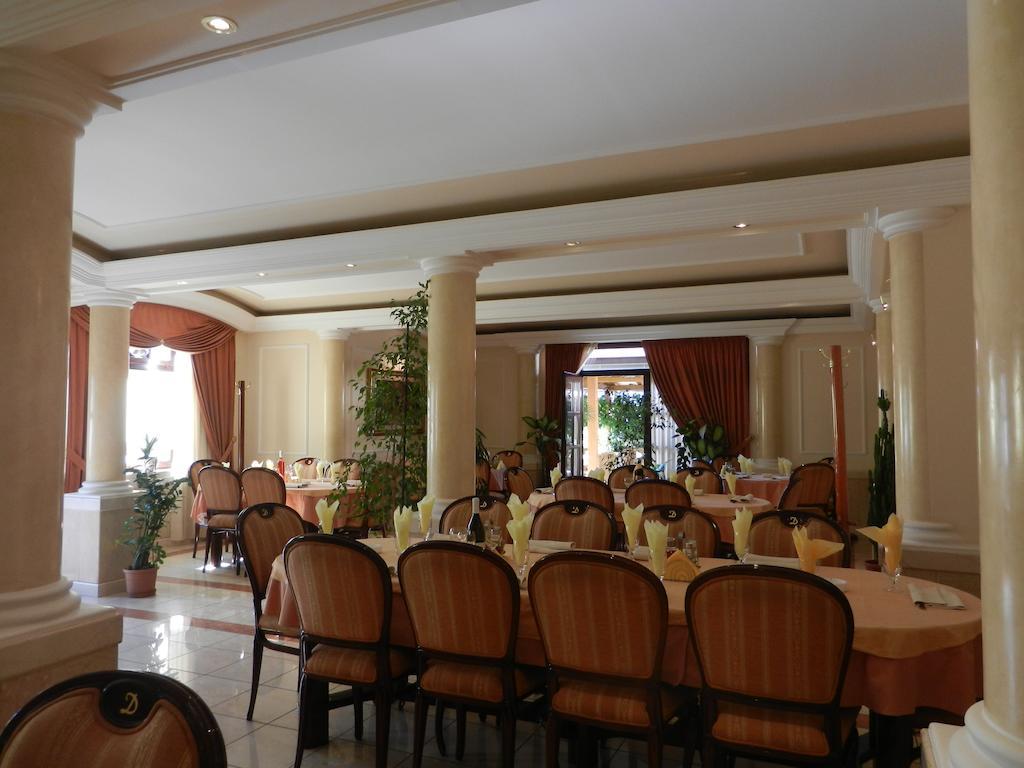 Guesthouse Ellite Пожаревац Экстерьер фото