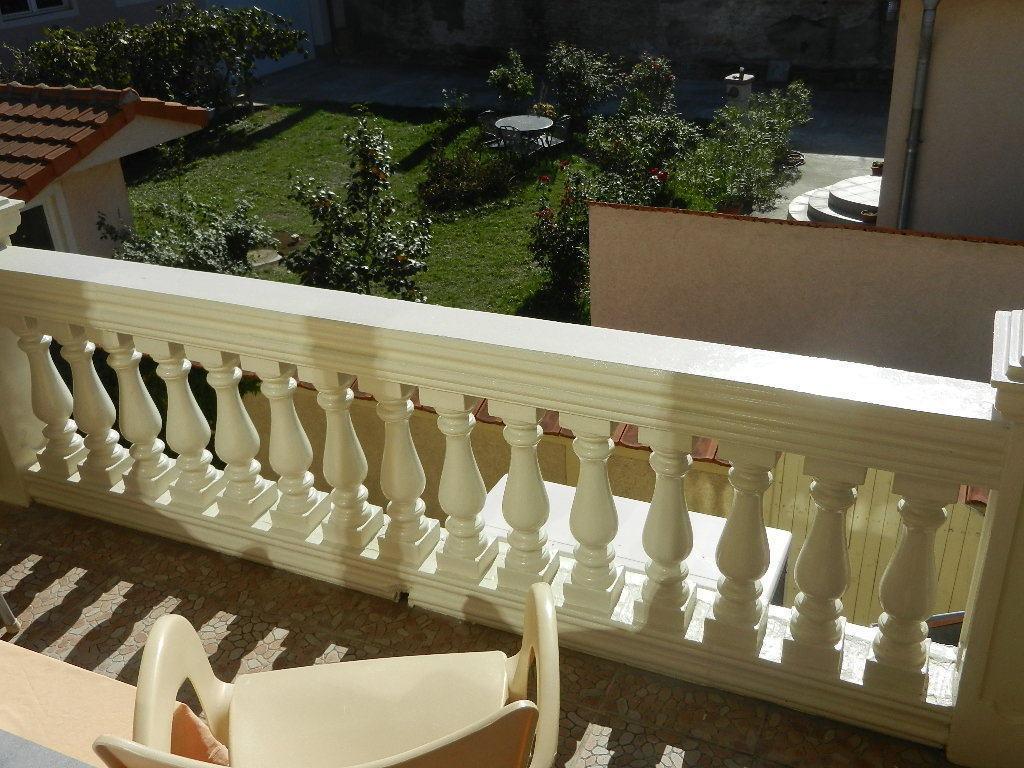 Guesthouse Ellite Пожаревац Экстерьер фото